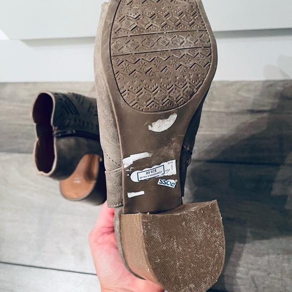 Open Toe Heeled Booties - Picture 2 of 4